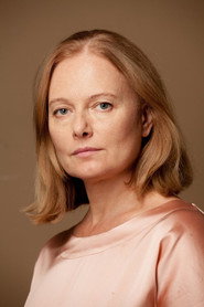 Eve Roberts