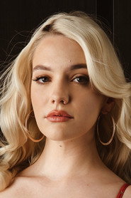 Maggie Ray