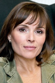 Elaine Summers