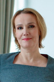 Carolyn R. Feltner