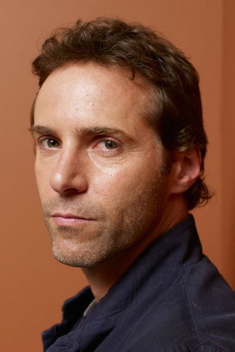 Raphael Sbarge