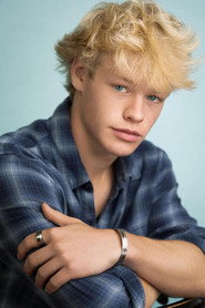 Liam Daniels
