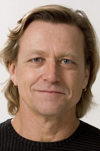 Mark Wells