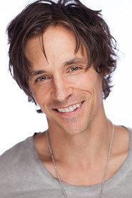 Maxwell Glanville